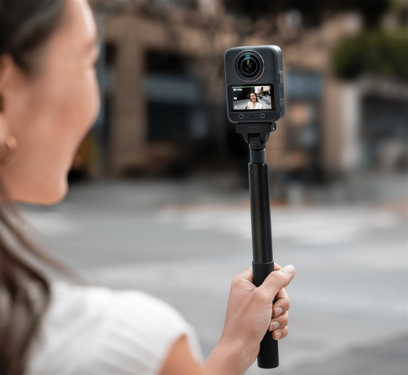 (ディージェイアイ）DJI Osmo 1.2m インビジブル セルフィー スティック キット OQA003