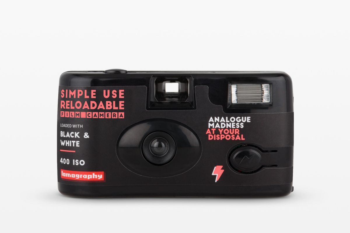 (ロモグラフィー) Lomography Simple Use Film Camera (再利用できるレンズ付フィルム) Black ＆ White 27枚撮り